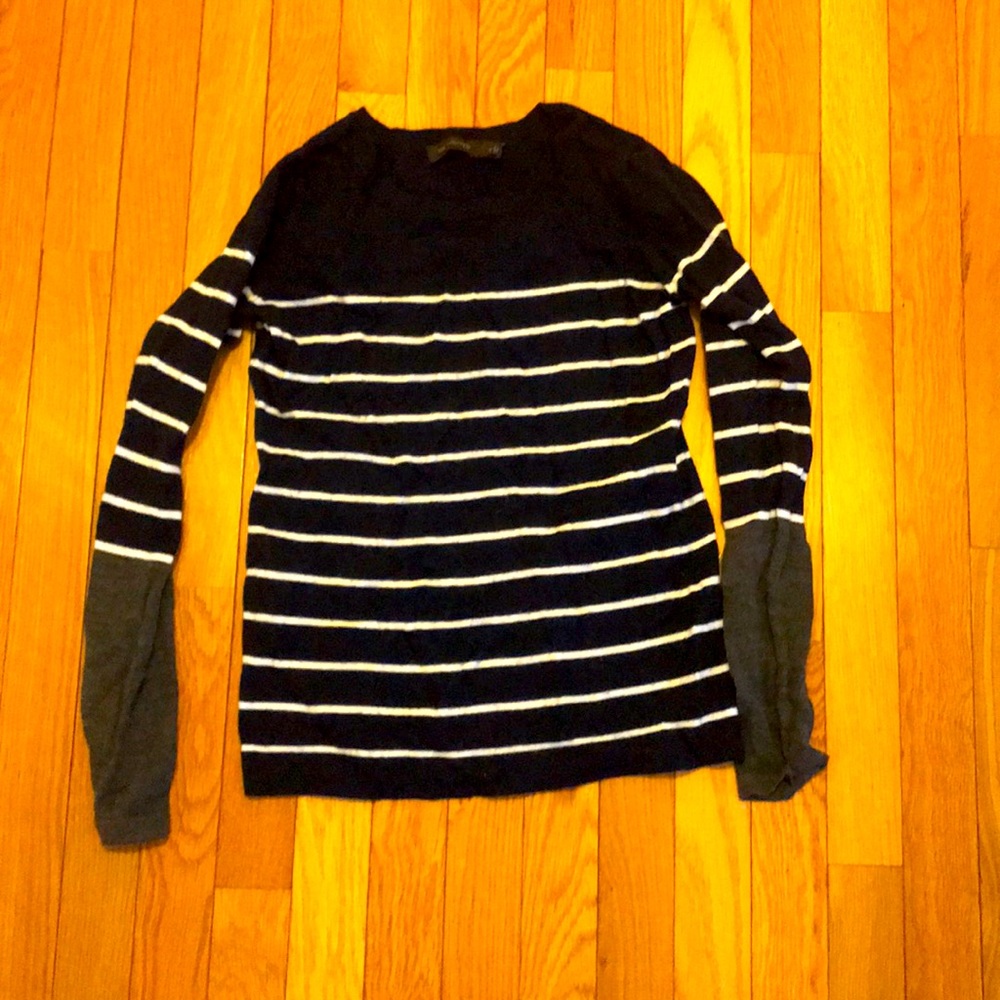 GUC Limited sweater